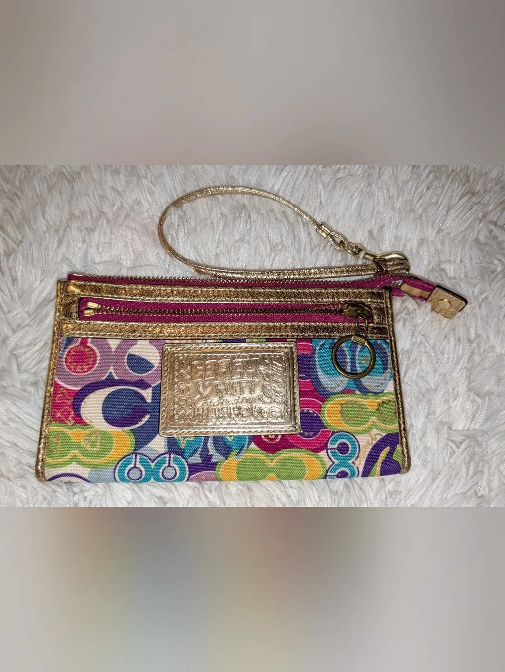 Coach Poppy Graffiti Pop Signature Print Wristlet Pink Multi Gold GUC